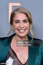 Olivia Newman's Instagram, Twitter & Facebook