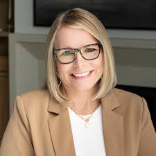 McKenzie Holmes, Berkshire Hathaway HomeServices PenFed Realty  (@mckholmesrealtor) • Facebook