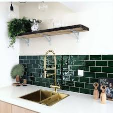 Carrelage Effet Zellige 13 2x13 2 Artisan Rouge Burgundy 24457 Cuisine Vert Fonce Designs De Petite Cuisine Cuisines Design