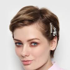A buzz cut is any of a variety of short hairstyles usually designed with electric clippers. Hair Clip Looks 25 Trendy Hairstyles To Try In 2020