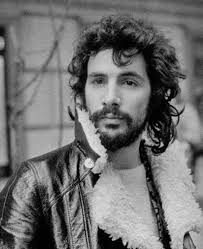 Cat Stevens var på 1970-talet en av de stora artisterna. Jag minns när han  sjöng ”Morning has broken”. Hans morfar hette David Wickman och var född  4/1 1876 i Hammar. Morfar dog