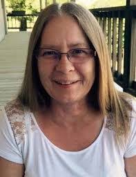 Lori Jacobs's Instagram, Twitter & Facebook