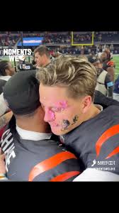 Post-win donuts hit different… literally 🍩 #MomentsWeLove