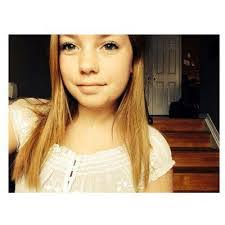 Alexa Nadeau's Instagram, Twitter & Facebook