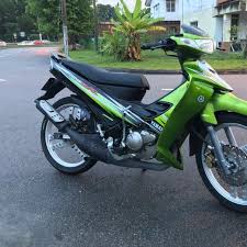Gambar segi lima atau sebuah bentuk dengan 5 sisi. Coverset 125zr Hijau Skala Motorcycles Motorcycle Accessories On Carousell