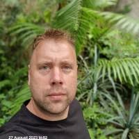 300+ "Majdan" profiles