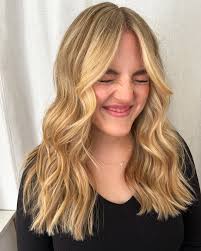 Fall blondes have me in a chokehold lately. Maybe it is the cooler weather  and my absolute need to pull out my oversized sweaters! PS I have the  cutest sister in the