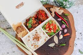 Entdecke rezepte, einrichtungsideen, stilinterpretationen und andere ideen zum ausprobieren. 16 Restoran Kedai Dan Hotel Layani Pesan Antar Makanan Khas Indonesia Di Jakarta Halaman All Kompas Com