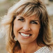 Danielle Goldsmith's Instagram, Twitter & Facebook