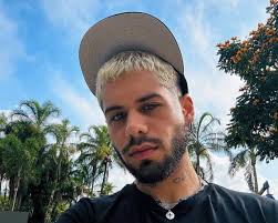 Rose Brant em versão intimista