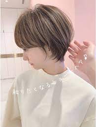 ことりベージュショートレイヤーコンマヘア20代30代40代 田邊 l047268220 ビューティーコネクション ギンザ ヘアーサロン beauty connection ginza hair salon のヘアカタログ ホットペッパービューティー ショート レイヤー ビューティー ヘアスタイル