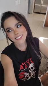 Lori Spellman's Instagram, Twitter & Facebook