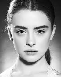 Phoebe Courtney's Instagram, Twitter & Facebook