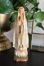Vintage 12 statuary infant of prague statue chalkware figurine. Pin On Vintage Decor Items