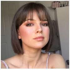 Zusätzlich wirkt der ponytail dicker, wenn die längen mit dem lockenstab leicht eingedreht werden. Wurde Man Beim Friseur So Eine Frisur Hinbekommen Auch Wenn Man Eigentlich Zu Dicke Haare Hat Frauen Beauty Schneiden