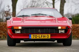 Rispetto alla versione gtb, si notano i finestrini posteriori coperti da una griglia. Ferrari 308 Gtb Quattrovalvole 1985 Welcome To Classicargarage