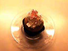 How To Make Ice Cream Filled Cupcakes Howcast