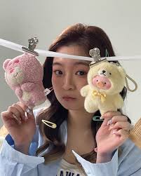 超可爱的娃娃个人写真来咯！🧸 MUA team by @kiky.ho @kikyho_makeup Makeup and hairdo by  @p.y.yiii @yy_kikyhomakeup Studio by @shmily.images @brya_nnnnn  #个人写真#kl攝影棚#个人写真拍摄#