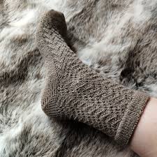 The original basic, from tees to hoodies, denim and more. Knitting Patterns Pinkzombiecrafts