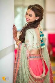 Here are 10 beautiful indian wedding hairstyles for every bride. Hairstyle For Lehenga Happyshappy India S Best Ideas Products Horoscopes