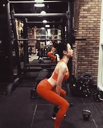 May 03, 2021 · ở tuổi 26, angela phương trinh ghi điểm bởi nhan sắc trẻ trung, xinh đẹp. Lien Tá»¥c Khoe Sieu Vong 3 Du Bá»‹ Má»‰a Mai Angela PhÆ°Æ¡ng Trinh Muá»'n Chá»©ng Tá» Gi Bao Dan Tri