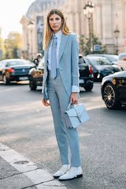 Pantalon fluide pour femme pantalon femme couleur moutarde … Alerte Tendance Quand Le Tailleur Pantalon Se Devergonde Blog Femme Infos