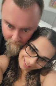 Danielle Schultz's Instagram, Twitter & Facebook