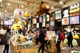 Besides brown and his friends, there'll be bt21 your enthusiasm might just convince line friends to open up a permanent store in malaysia. Line Friends Store Cafe Garosugil Sinsa South Korea Malaysian Flavours