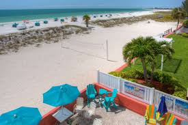 413 treasure island, fl 33706. Treasure Island Vacation Rental 323 Island Inn Island Inn Resort Condo Rental On Itrip Net Fl Island Vacation Rentals Island Inn Florida Condo Rentals