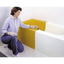 All the accessories you will need like a brush and the gloves to keep your hands safe are part of the kit. Rust Oleum Specialty 1 Qt White Tub And Tile Refinishing Kit 7860519 The Home Depot