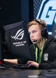 The design itself makes various grips, such as claw or palm. Brollan Cs Go Settings Gear Config Crosshair 2021