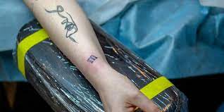 Teme Hacerse Un Tatuaje Permanente Estos Duran Solo Un Ano Canal 1