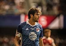 However, at the age of 15, he decided to completely focus on football. Kaka Wikipedia
