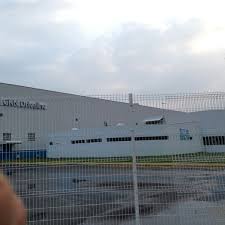 Management is racist, hr is extremely racist. Gkn Driveline Villagran