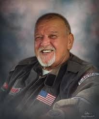 Sandy Mott's Instagram, Twitter & Facebook