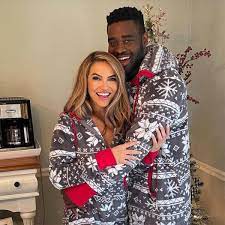 Chrishell stause is officially moving on after her split from pro dancer keo motsepe in february. Chrishell Stause Brings Keo Motsepe To Meet Her Family Over Christmas E Online Deutschland