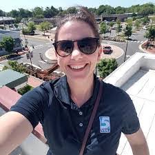 Terri Vanmeter's Instagram, Twitter & Facebook