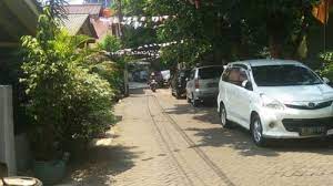 Desain kontrakan mewah dan minimlais, terdapat sekat di setiapa antar rumah untuk mempertegas pembagian dari setiap kontrakan desain rumah kontrakan renovasi 17. Jengkel Tetangga Sering Parkir Mobil Di Depan Rumah Gugat Saja Pakai Pasal Ini Tribun Jogja
