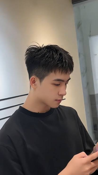 Tóc nam bị xù và cách khắc phục tại Edric Hair Studio