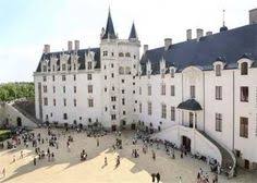 Angers Chateau Forteresse Medievale Abritant Le Musee Des Tapisseries Chapelle Logis Royal Et Jardin Arbres Pelo Maine Et Loire Voyage En France Loire