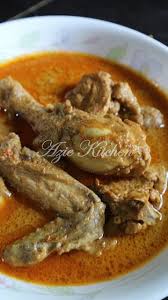 Di kelantan,ikan tongkol putih lebih digemari disebabkn isinya yang lebih pejal dan sesuai sangat untuk buat gulai ikan untuk nasi berlauk atau nasi dagang ni. Gulai Ayam Kelantan Untuk Nasi Berlauk Azie Kitchen Easy Cooking Recipes Chicken Recipes