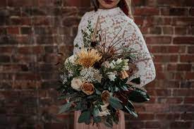 Flaunting flowers that are readily available in the season of your wedding will help you save big on a beautiful get ready to fall in love with these autumn bouquets. 29 Fall Wedding Bouquets Fall Flowers For Wedding Bouquets