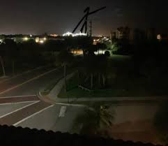 Trevor henderson is an instagram user known for posting images of monsters which have breaking news trevor henderson creatures. Giant Battles Trevor Henderson S Monster Breaking News Vs U Thecreepypainnting S Monster Day 21 Trevorsfansbehemoths
