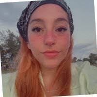 Liz Molina's Instagram, Twitter & Facebook