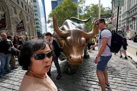 Officially licensed bronze wall street stock market bull figurine with base. Attack Leaves Wall Street S Iconic Bull With A Gash On Its Horn The New York Times