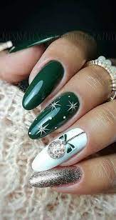 Insanely Cute Christmas Nail Ideas To Try This Holiday Season Holiday Acrylic Nails Christmas Nails Easy Xmas Nails