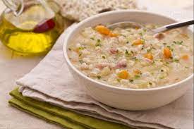 Il lunedì deve iniziare con la giusta lentezza. Ricetta Minestrone D Orzo La Ricetta Di Giallozafferano