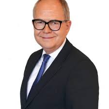 Meet the Steering Group