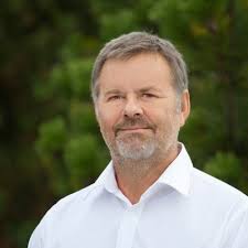 In loving memory of Brian Seward, who sadly passed away