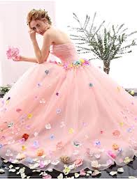 Girls will be delighted with a large collection of coloring pages with dresses. Pin Auf Adult Coloring Pages